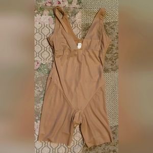 Maidenform Sweet Nothings Bodysuit Shapewear